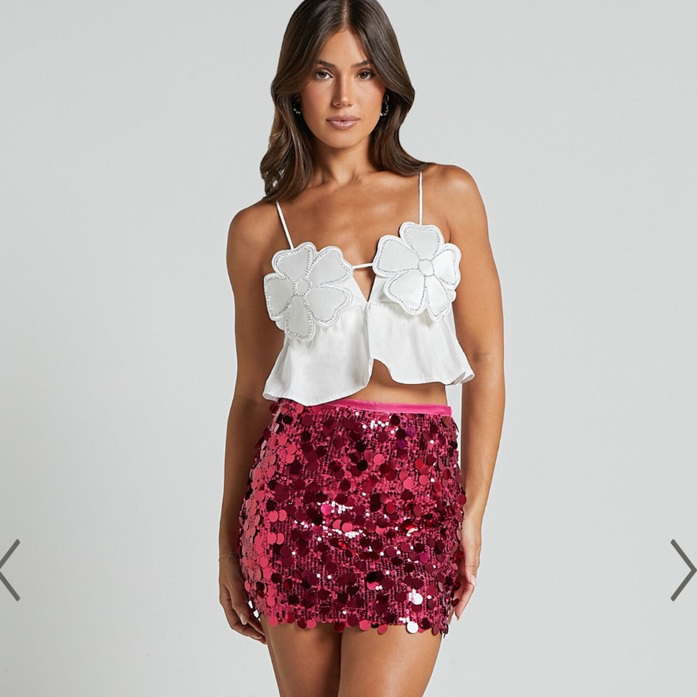 ALBERTA TOP - RHINESTONE FLOWER DETAIL BABYDOLL CROP IN WHITE NEW!!! By Showpo